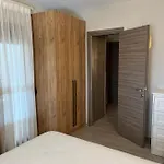 Heart Luxury فيلة نيكيتي